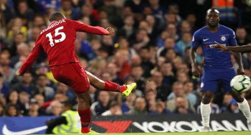 بالفيديو.. قذيفة ستوريدج في تشيلسي تتوج بهدف الشهر في ليفربول